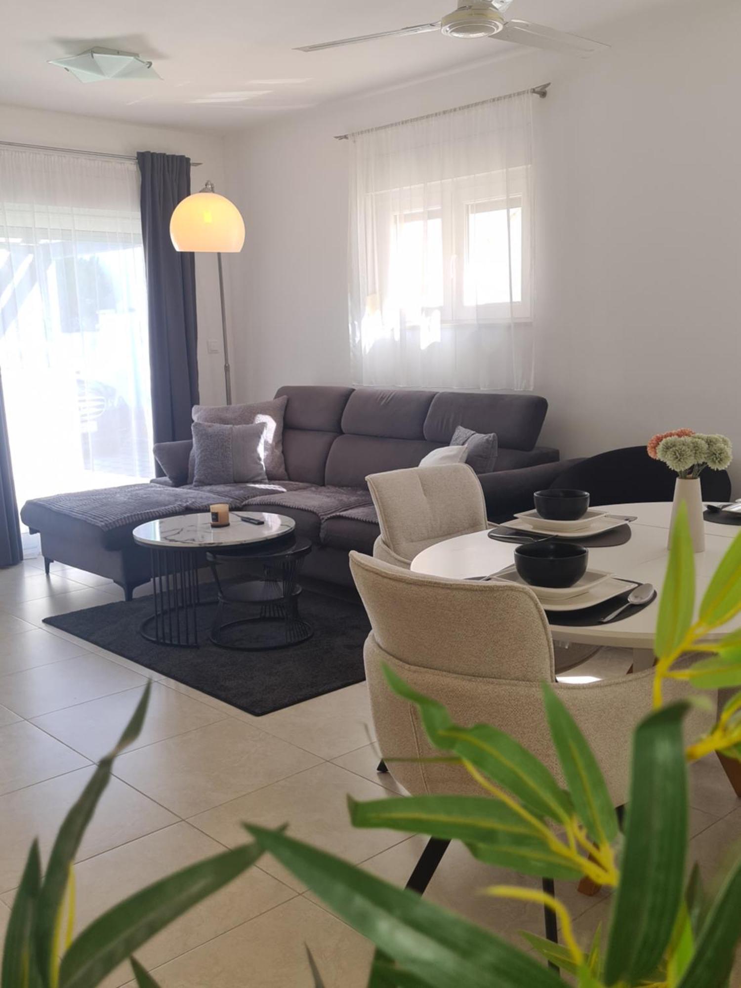 Modern Apartment Near The Sea-Mise Трогир Экстерьер фото